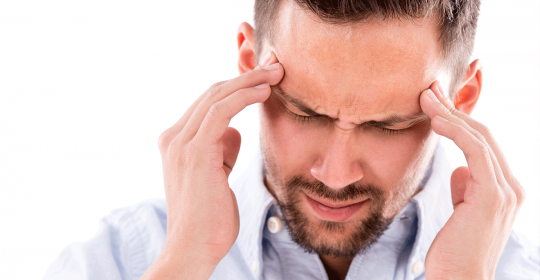 Migraine, a woman’s disease? Not at all! Men just don’t go to the doctor…even if they should